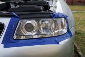 Scheinwerfer Bild5 mit der Aufbereitung von KitAutos poliert und finish mit Meguiars PlastX.